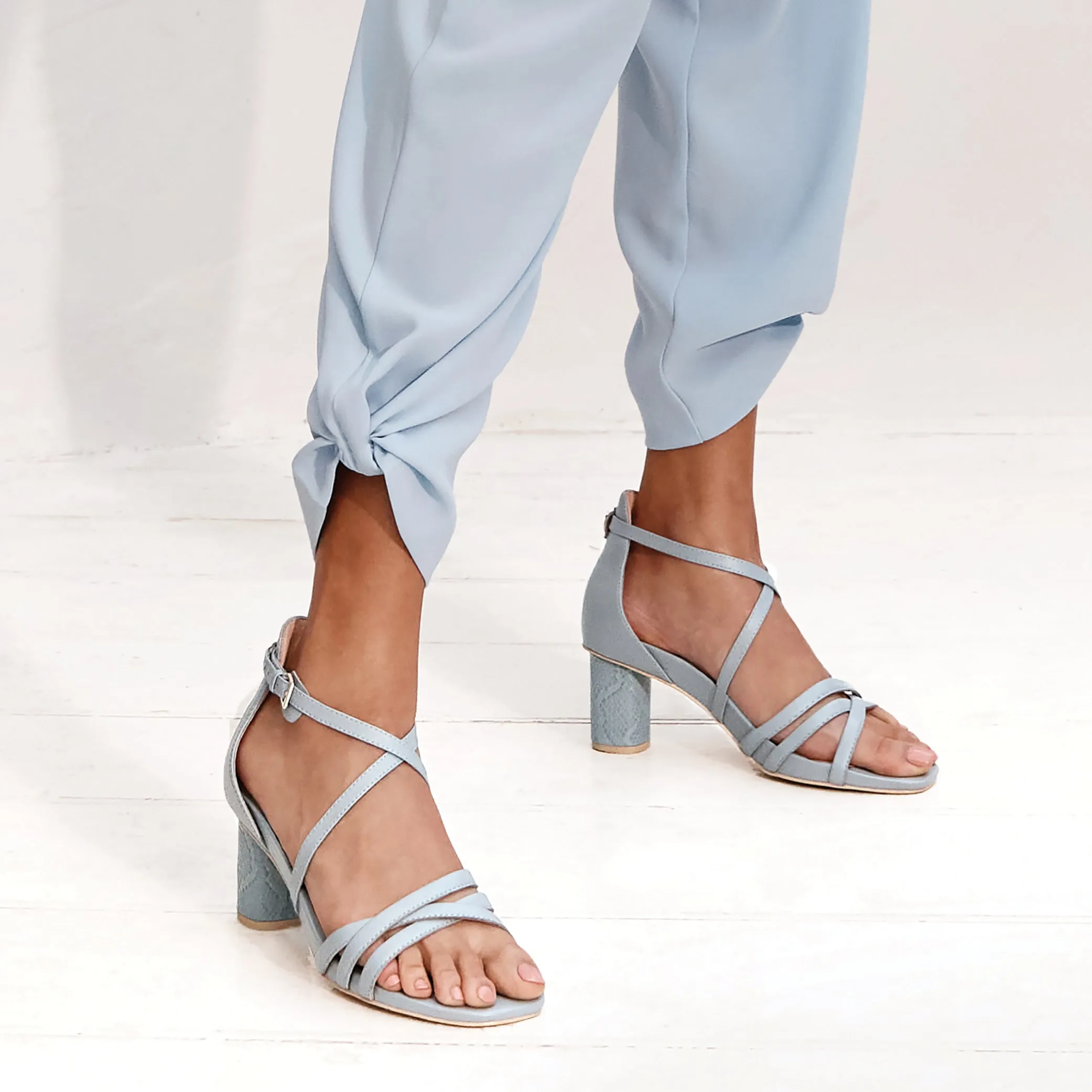 Abi Blue Mist