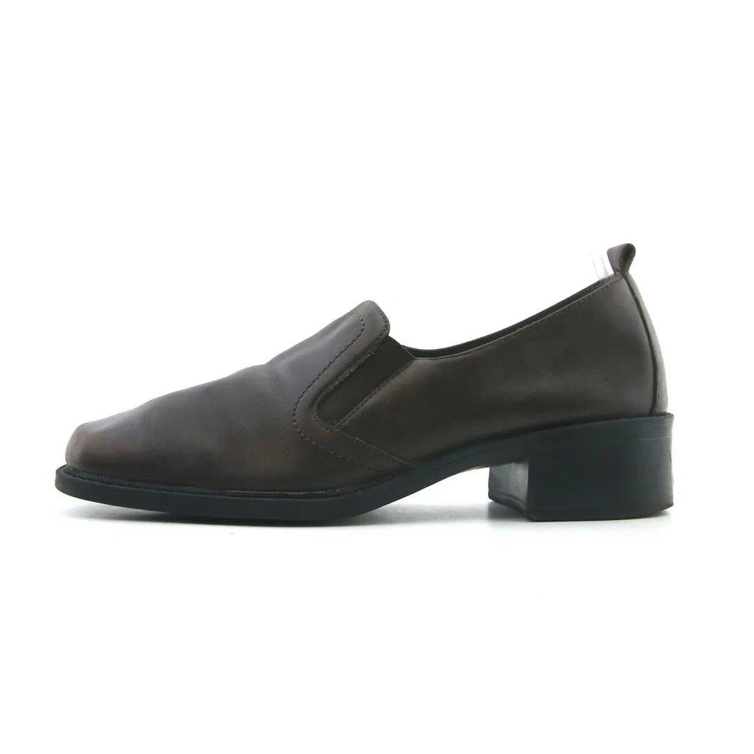 AEROSOLES SUPER KOOL