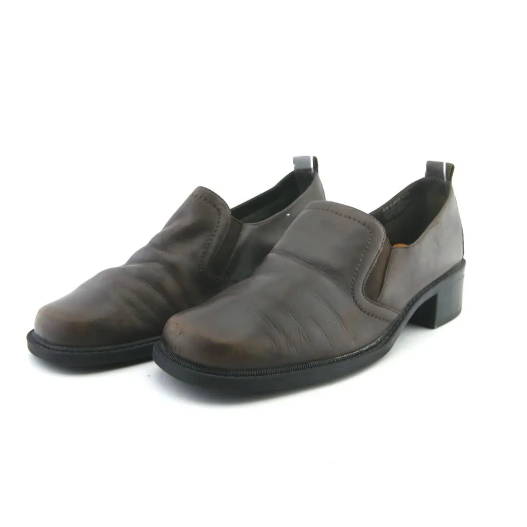 AEROSOLES SUPER KOOL