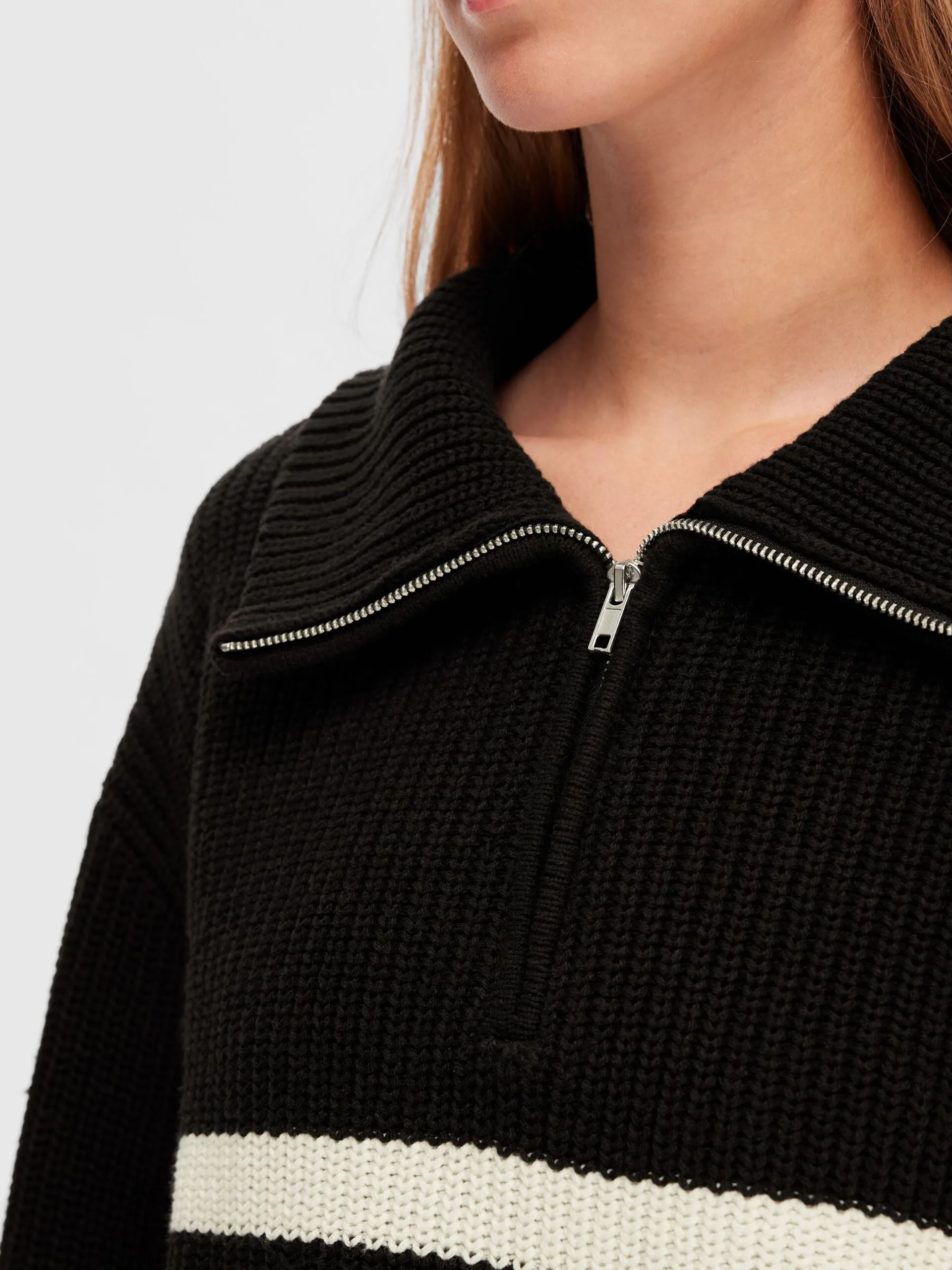 Bloomie LS Knit Half Zip - Black Snow White