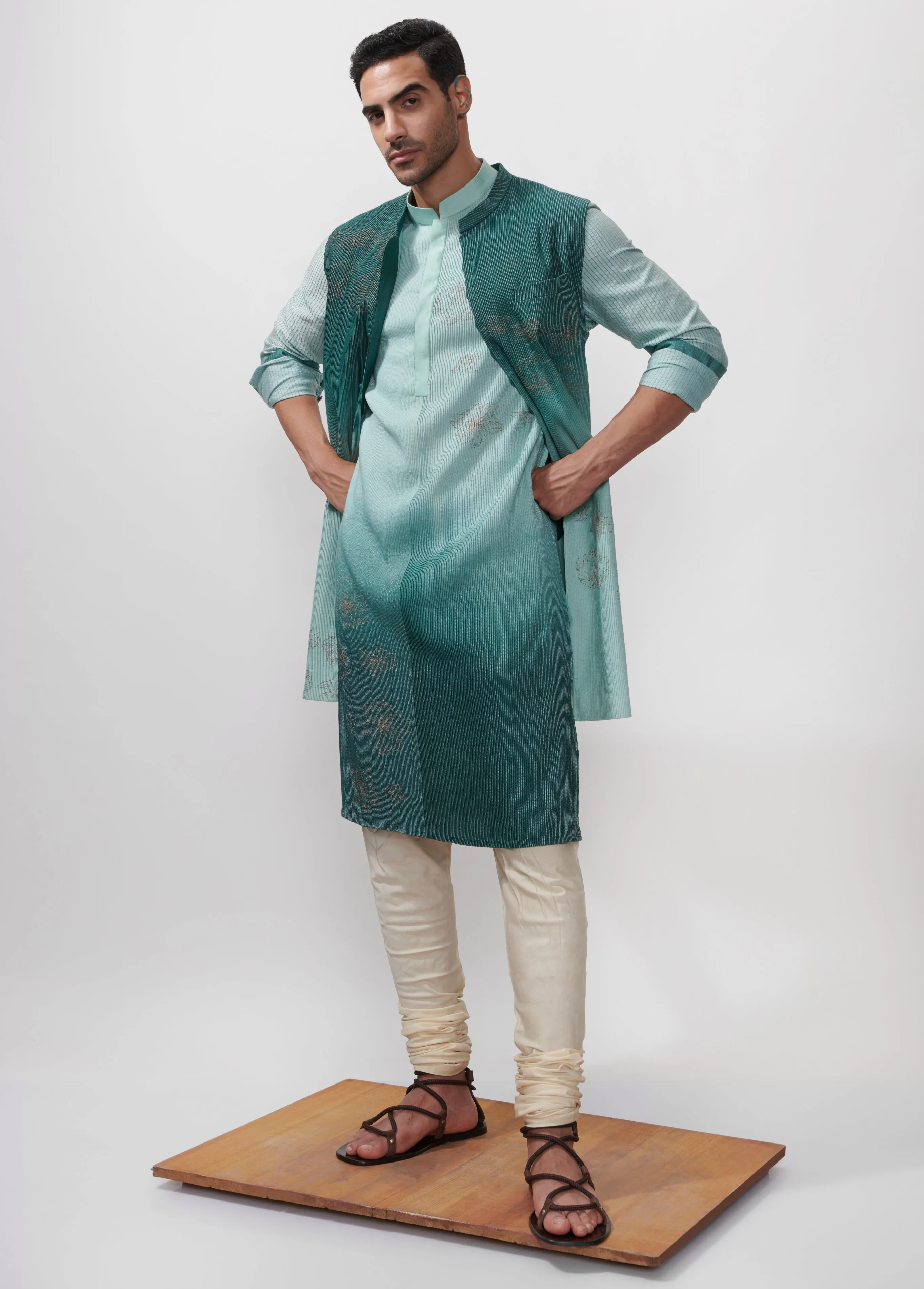Noor Savera Bandi Set