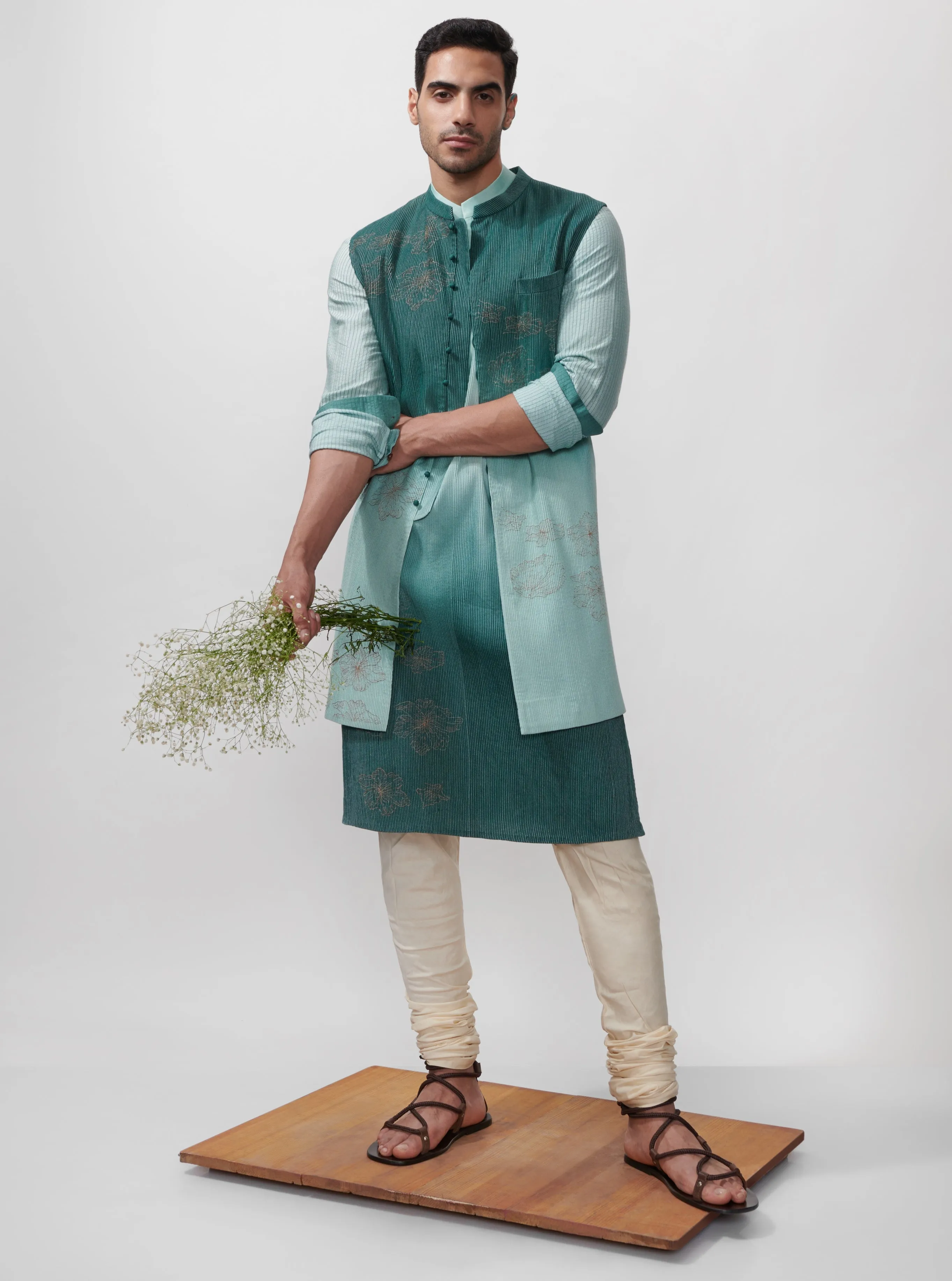 Noor Savera Bandi Set