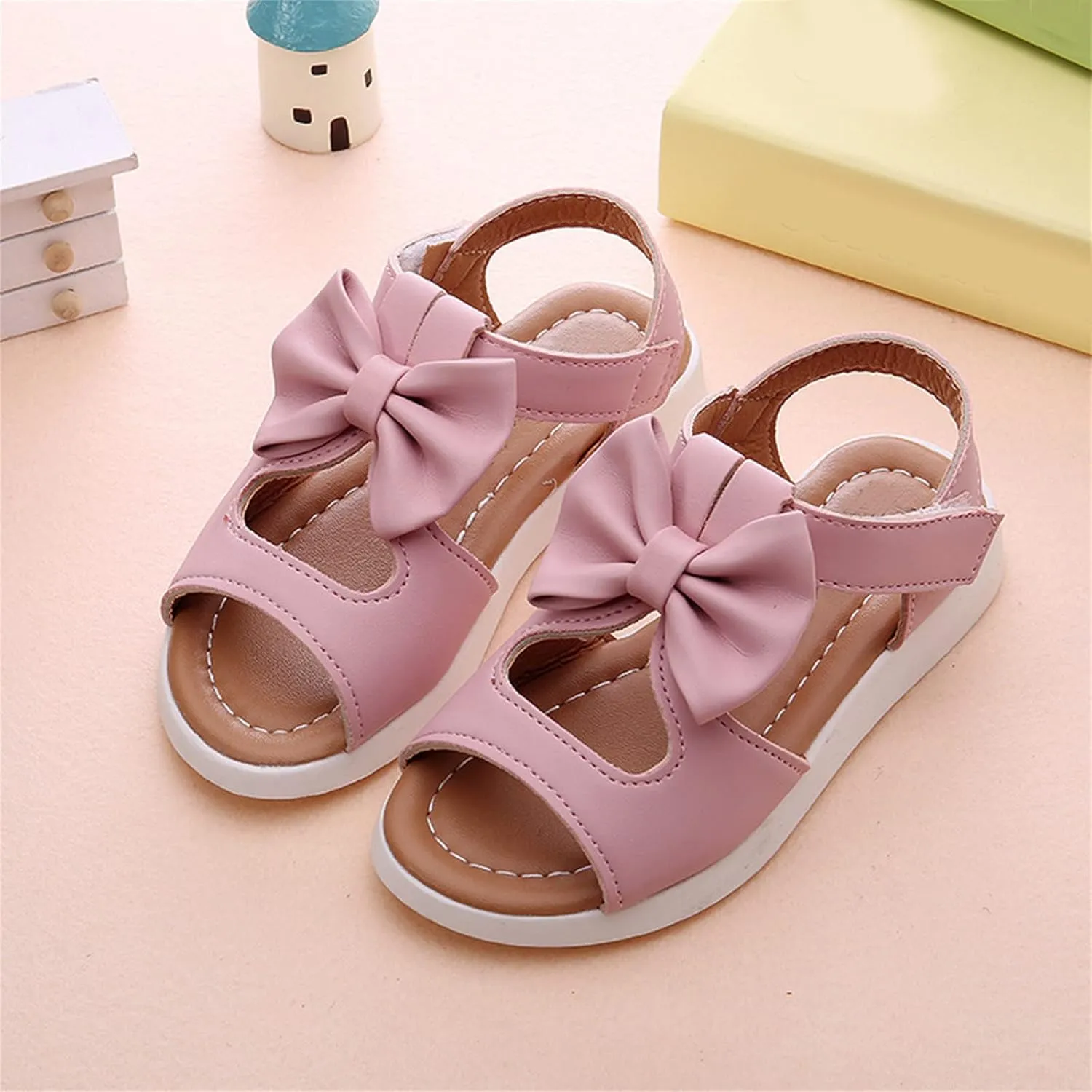 Shoes for Girls Bowknot Hollowed Out Sandals Hollowed Out Non-Slip Small Leather Shoes Cute Princess Toddler Shoes