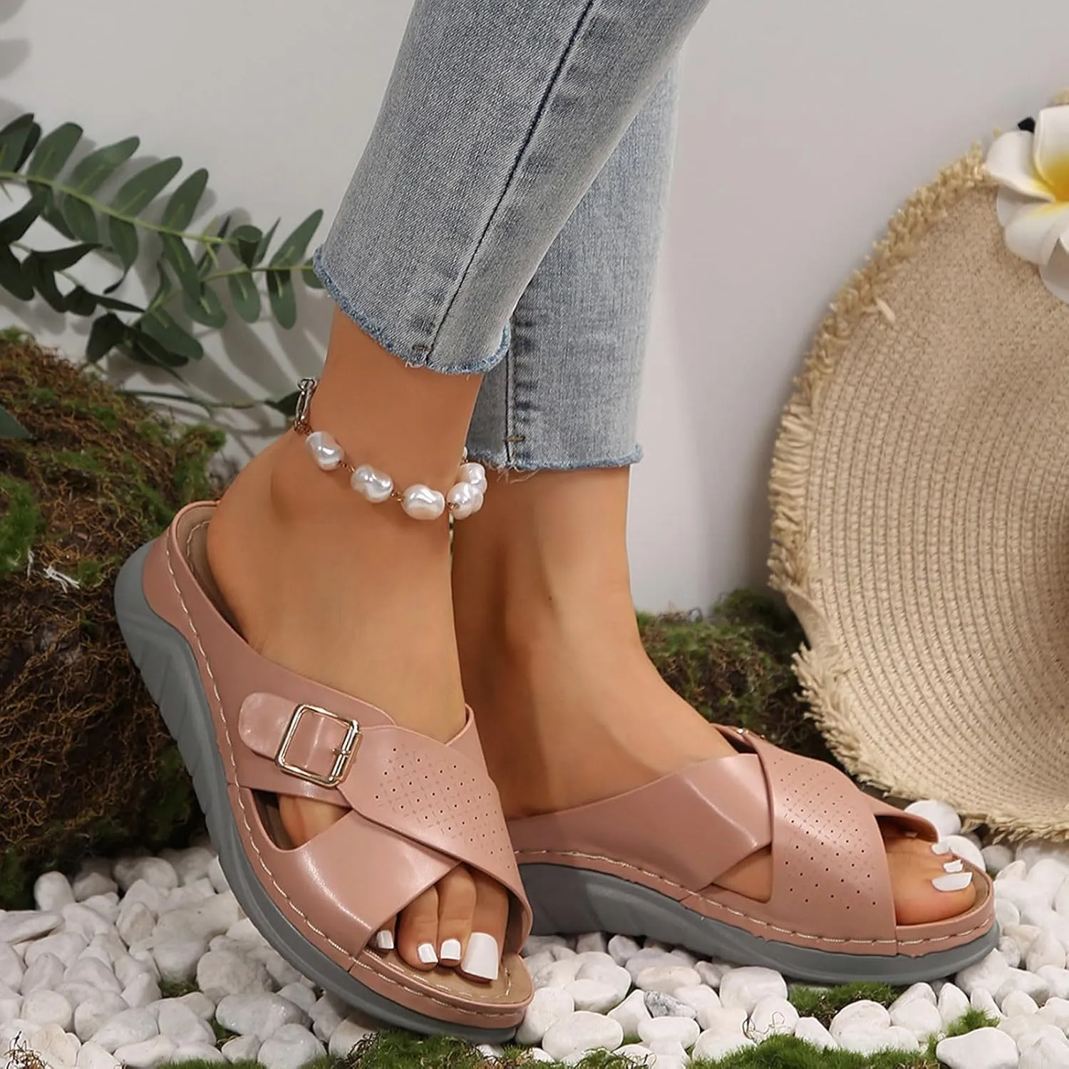 Women's Slide Sandals,2025 Arch Support Wedge Flip Flops Slide Dressy Summer Open Toe Crisscross Straps Slip on Comfortable Slippers Beach Vacation Outdoor Activities Shoes