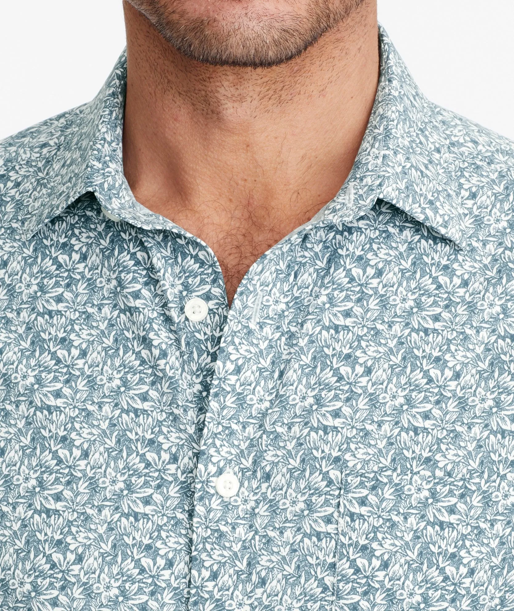 Wrinkle-Free Performance Short-Sleeve Viansa Shirt